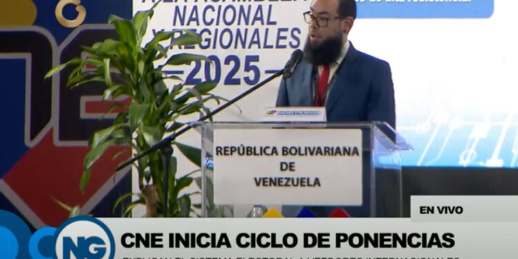 CNE explica sistema electoral a veedores internacionales