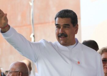 Presidente Maduro invita a los venezolanos a votar este domingo: «A levantarse temprano»