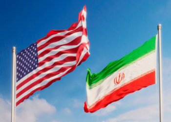Irán y EE.UU. reanudan negociaciones nucleares con desacuerdos sobre uranio