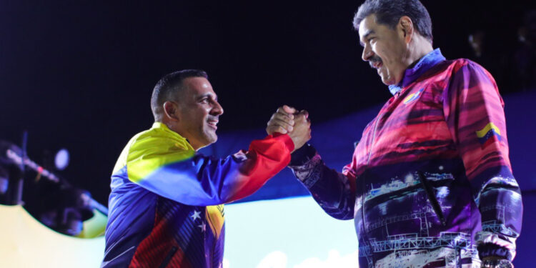 «Nada ni nadie podrá detener el curso de las elecciones del 25May», sentenció Maduro