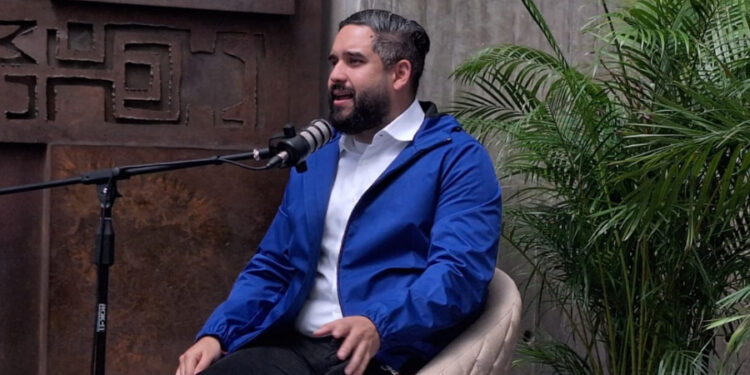 Maduro Guerra aboga por mayor protagonismo del Poder Popular mediante nuevas competencias