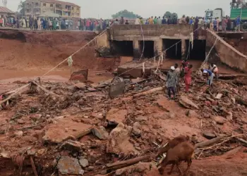 Al menos 151 muertes en Nigeria por devastadoras inundaciones
