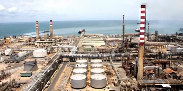 Reactivan unidad clave de la refinería Cardón tras más de un año fuera de servicio