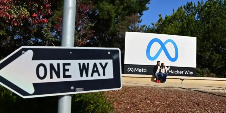 Meta trabaja con Google para solucionar el rastreo sin permiso en la navegación de Android