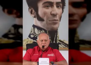 Cabello destacó que en Venezuela hubo un proceso democrático y en paz muy distinto a lo que sucedió en Ecuador