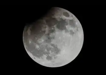 Asteroide 2024 YR4 aumenta riesgo de impacto contra la Luna