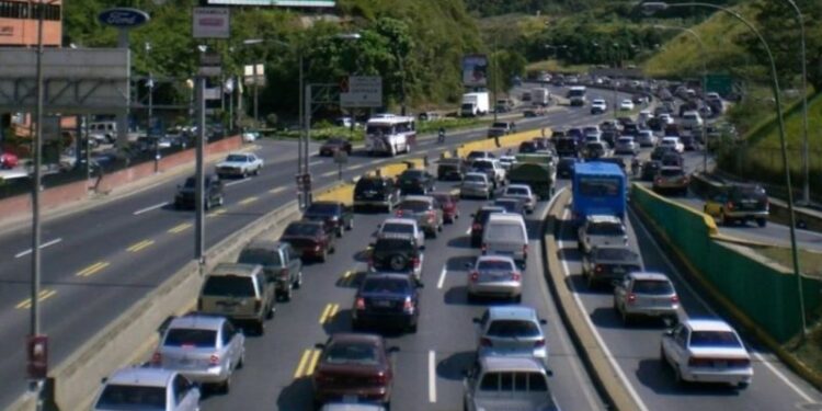 Autopista Prados del Este estará parcialmente cerrada el 2 de junio