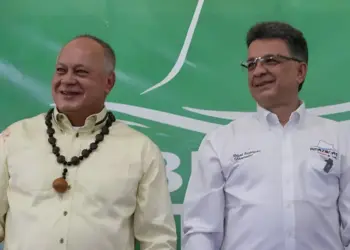 Cabello calificó de “estúpidos” a quienes «siguen pidiendo sanciones contra Venezuela»