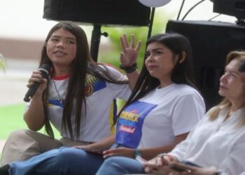 Gobierno convoca a discutir proyectos comunitarios para consulta juvenil del 27 de julio