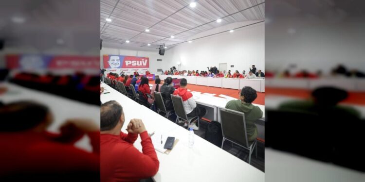 Cabello: Tendremos una reunión para tratar cuándo podemos llamar a elecciones municipales en Guayana Esequiba