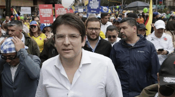 Capturan a conductor venezolano por participar en el atentado contra Miguel Uribe Turbay