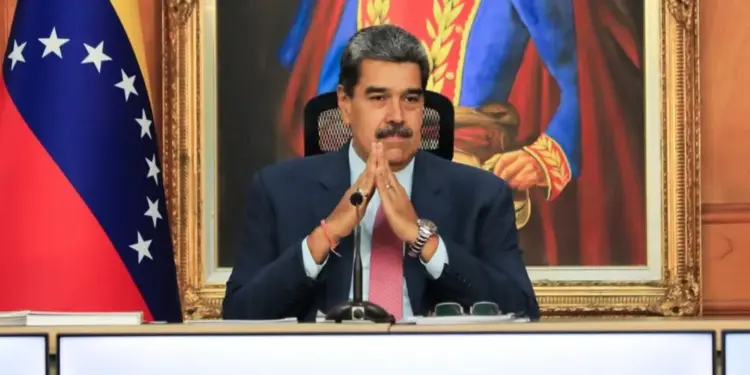 Maduro reitera que su gobierno «tiene la tarea de rescatar» a los migrantes detenidos en El Salvador