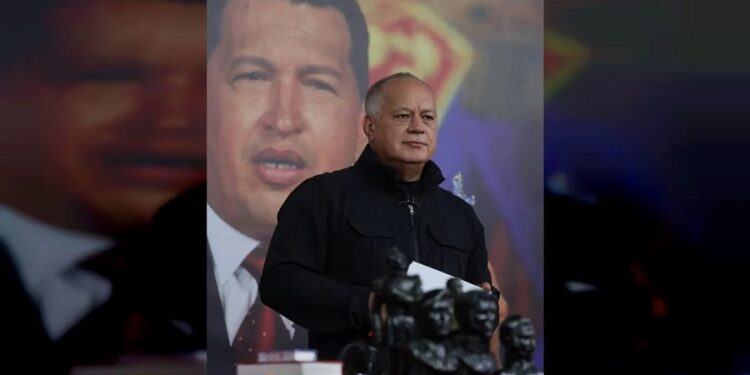 Cabello responde ante nueva ofensiva migratoria de Trump: «Quienes gobiernan en EEUU son los supremacistas, gente mala»