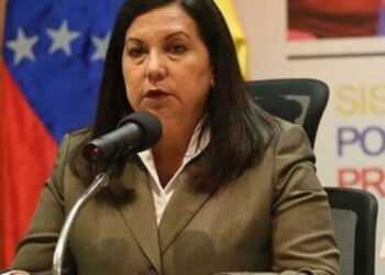 Carmen Meléndez promete mayor seguridad ciudadana en Caracas a través de las comunas