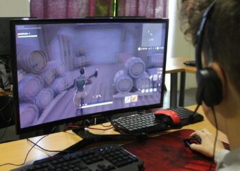 Piden en España 325 años de cárcel por captar menores con un videojuego para filmar porno