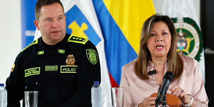 Fiscalía colombiana vincula red criminal al atentado contra el senador Miguel Uribe Turbay