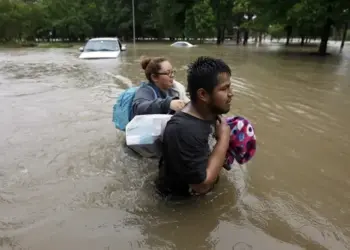 Seis muertos y dos desaparecidos tras las inundaciones por lluvias torrenciales en EE.UU.