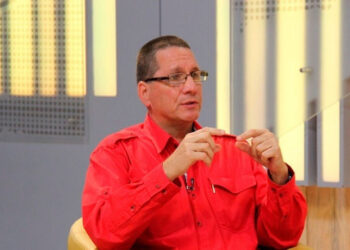 Diputado Jesús Faría afirma que producción petrolera se mantuvo estable pese a salida de Chevron