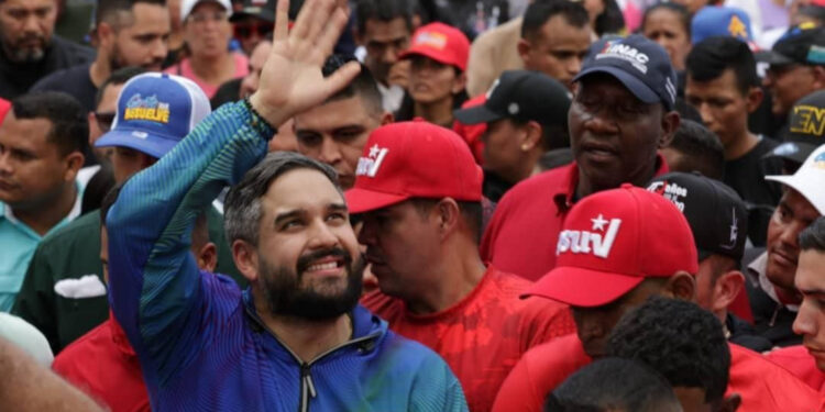 Juramentado comando de campaña del Gran Polo Patriótico en Caracas para elecciones del 27 de Julio