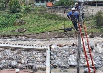 Recuperado el servicio eléctrico en siete municipios del estado Mérida