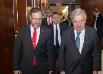 Gil expresó su «preocupación» a Guterres por las concesiones petroleras de Guyana en el Esequibo