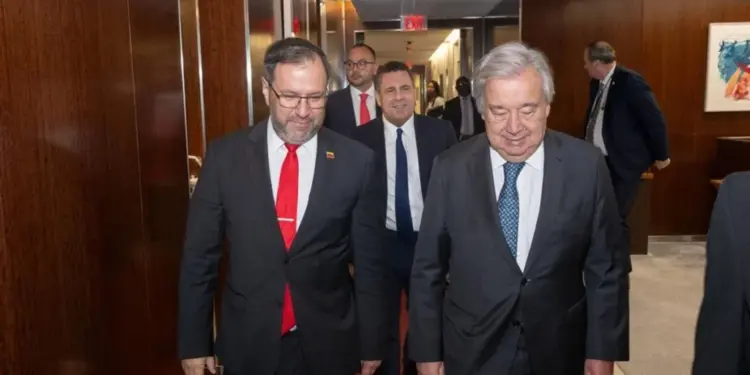 Gil expresó su «preocupación» a Guterres por las concesiones petroleras de Guyana en el Esequibo