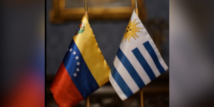 Venezuela anuncia restablecimiento de relaciones consulares con Uruguay