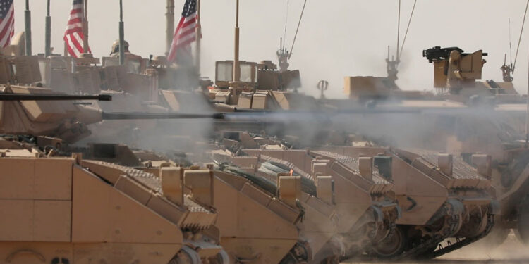 Reportan un ataque contra una base militar de EE.UU. en Siria