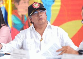 Fiscalía colombiana investiga sobre presunta trama contra el presidente Petro