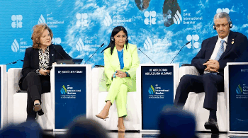 Delcy Rodríguez: “La guerra económica contra Venezuela busca restarnos competitividad”