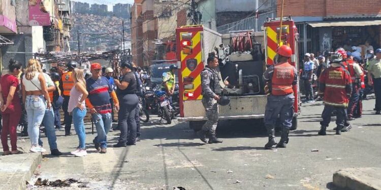 Unas 20 personas heridas en Caracas tras la explosión de una bombona de gas