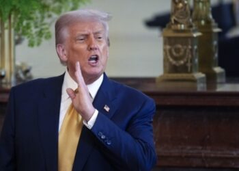 El Gobierno de Trump ordena poner tobillera electrónica a más de 180.000 inmigrantes