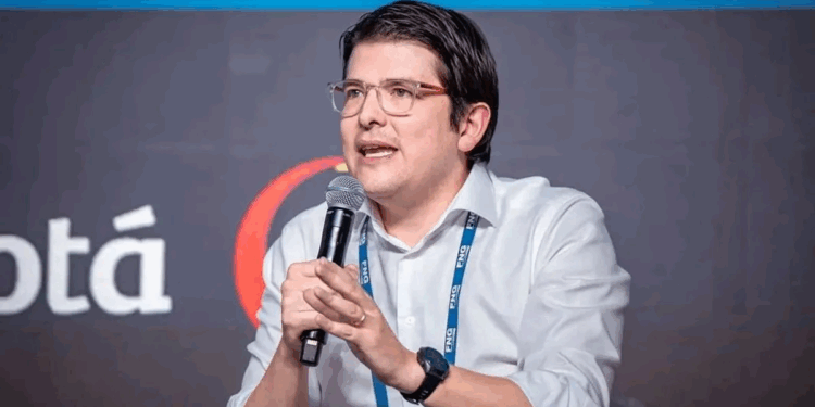 Otro menor de edad se presentó ante la justicia colombiana por crimen contra Miguel Uribe