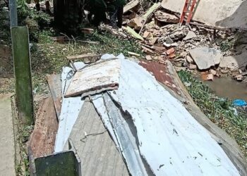 Colapsa puente en Baruta durante recorrido del candidato oficialista Francisco Raúl González