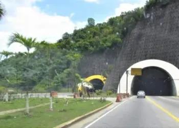 Cierran parcialmente el Viaducto de Turumo por trabajos de mantenimiento