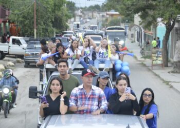 Henri Falcón arrancó su campaña electoral: “El 27 de julio comenzará la reconstrucción de Barquisimeto”
