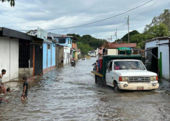 Crecida del río Orinoco dejó 171 familias afectadas en Amazonas
