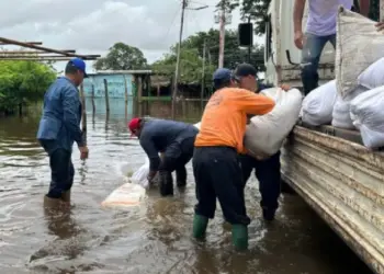 Gobernador de Amazonas confirma que casi mil personas están en refugios por las lluvias