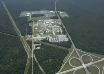 Hallan panal de avispas radiactivas en un sitio donde USA construía piezas para armas nucleares