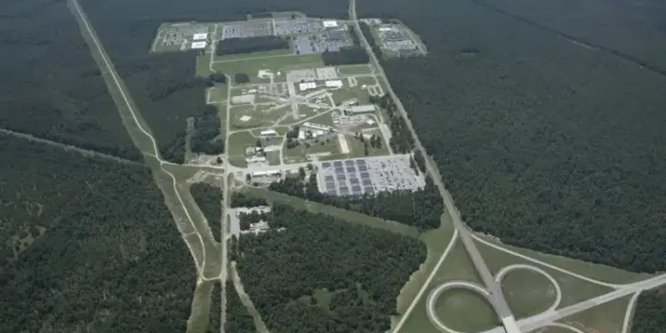 Hallan panal de avispas radiactivas en un sitio donde USA construía piezas para armas nucleares