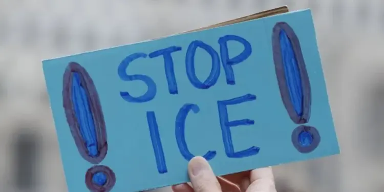 Jueza bloquea las «deportaciones aceleradas» de inmigrantes del Gobierno Trump