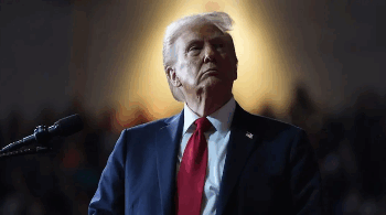 Trump dice que no es un dictador pero militariza ciudades y amenaza con cerrar medios de comunicación