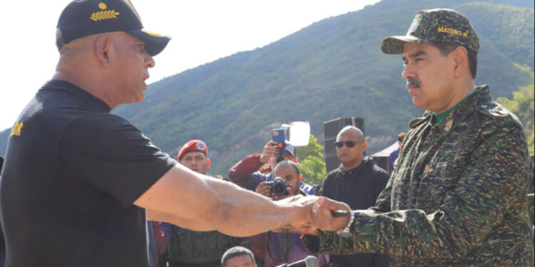 Maduro invita al país a sumarse al alistamiento militar en nueva jornada este fin de semana