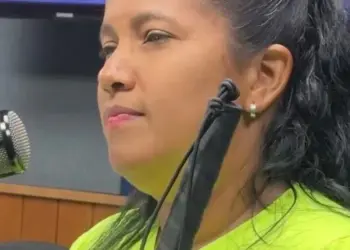 Yury Beja, primera atleta venezolana ciega en correr el Maratón de Medellín