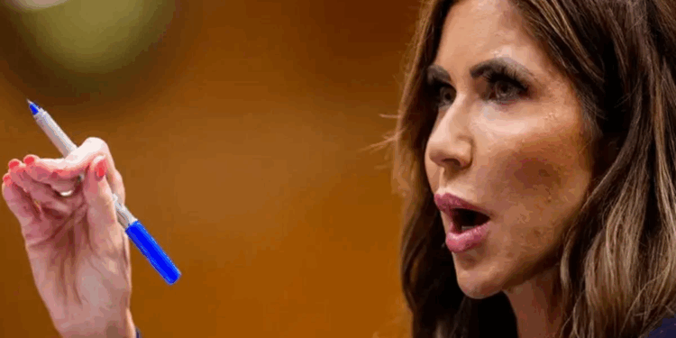 EEUU afirma que miles de migrantes se fueron por su cuenta