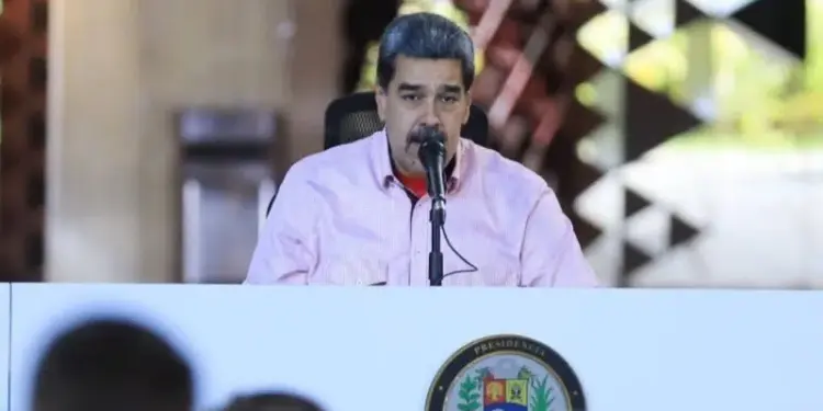Maduro ordena activar 4,5 millones de milicianos tras nueva recompensa de USA