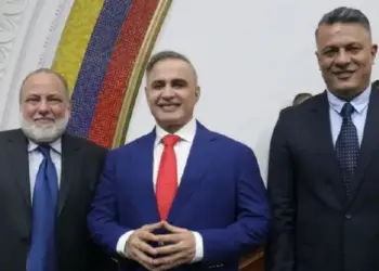 Fiscalía, Contraloría y Defensoría tachan de «infame» la recompensa por Maduro