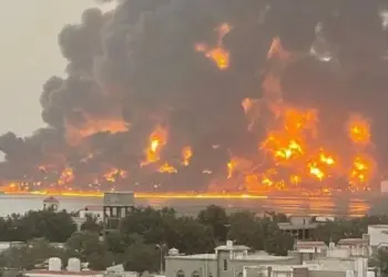 Israel lanza varios ataques contra infraestructuras en la capital del Yemen