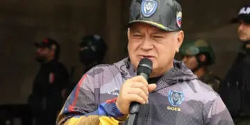 Cabello dice que bomberos se unirán al «proceso de alistamiento nacional» convocado por Maduro