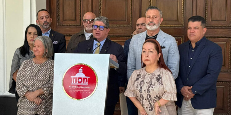 Diputado José Gregorio Correa: «Este Parlamento no acepta injerencias, solo compromiso con Venezuela»